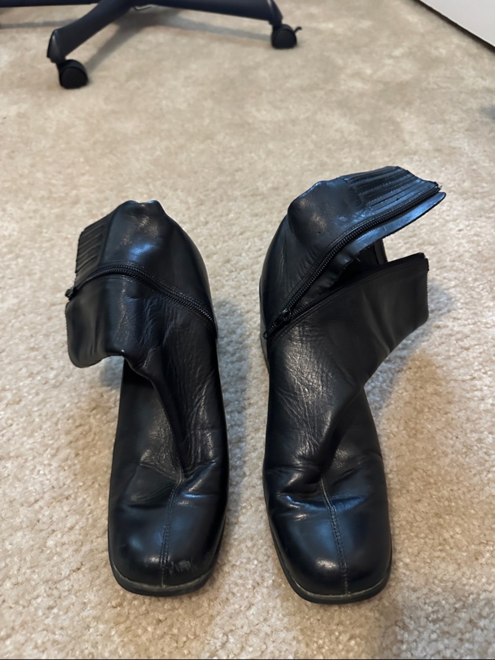 Black Women's Zip Ankle Boots